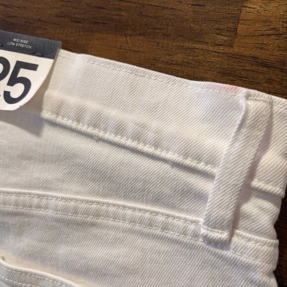 Gap Women’s 0 / 25 Shorts Mid Rise White Denim Cuffed 5" Inseam Stretch - Picture 11 of 12